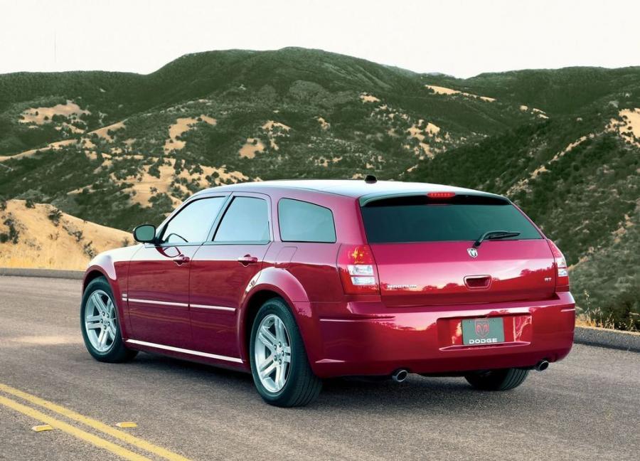  Dodge Magnum R/T 2005 года  (фото 39 из 39)